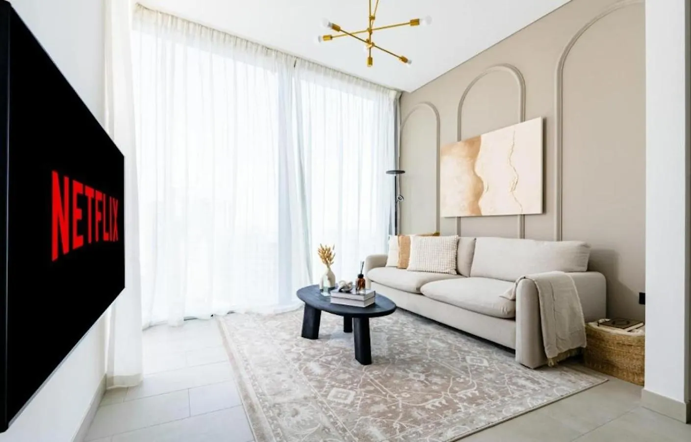 Cosy Premium Apt With Pool And Gym Dubai
