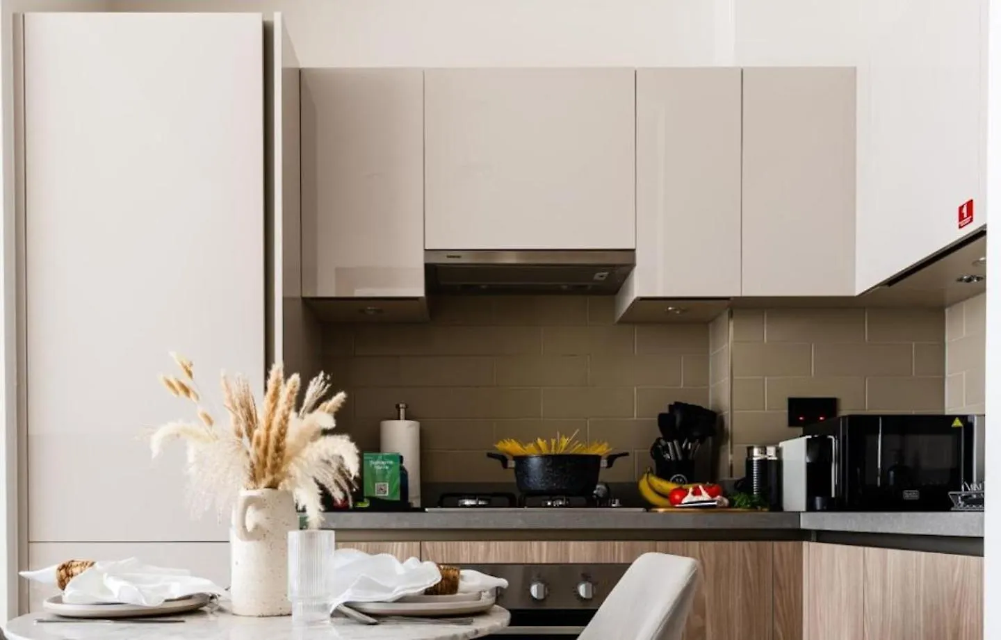 Cosy Premium Apt With Pool And Gym Dubai 0*,  United Arab Emirates